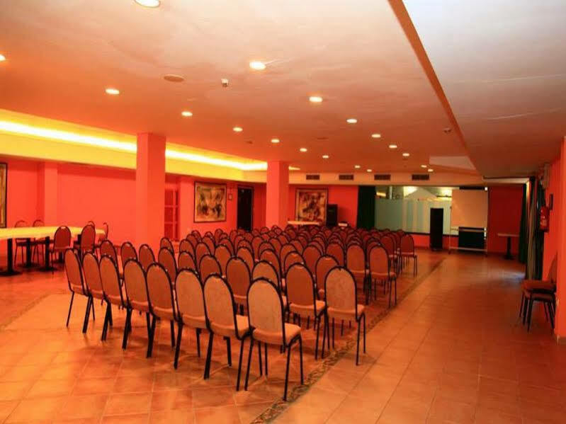 Ohtels Vila Romana Salou Extérieur photo